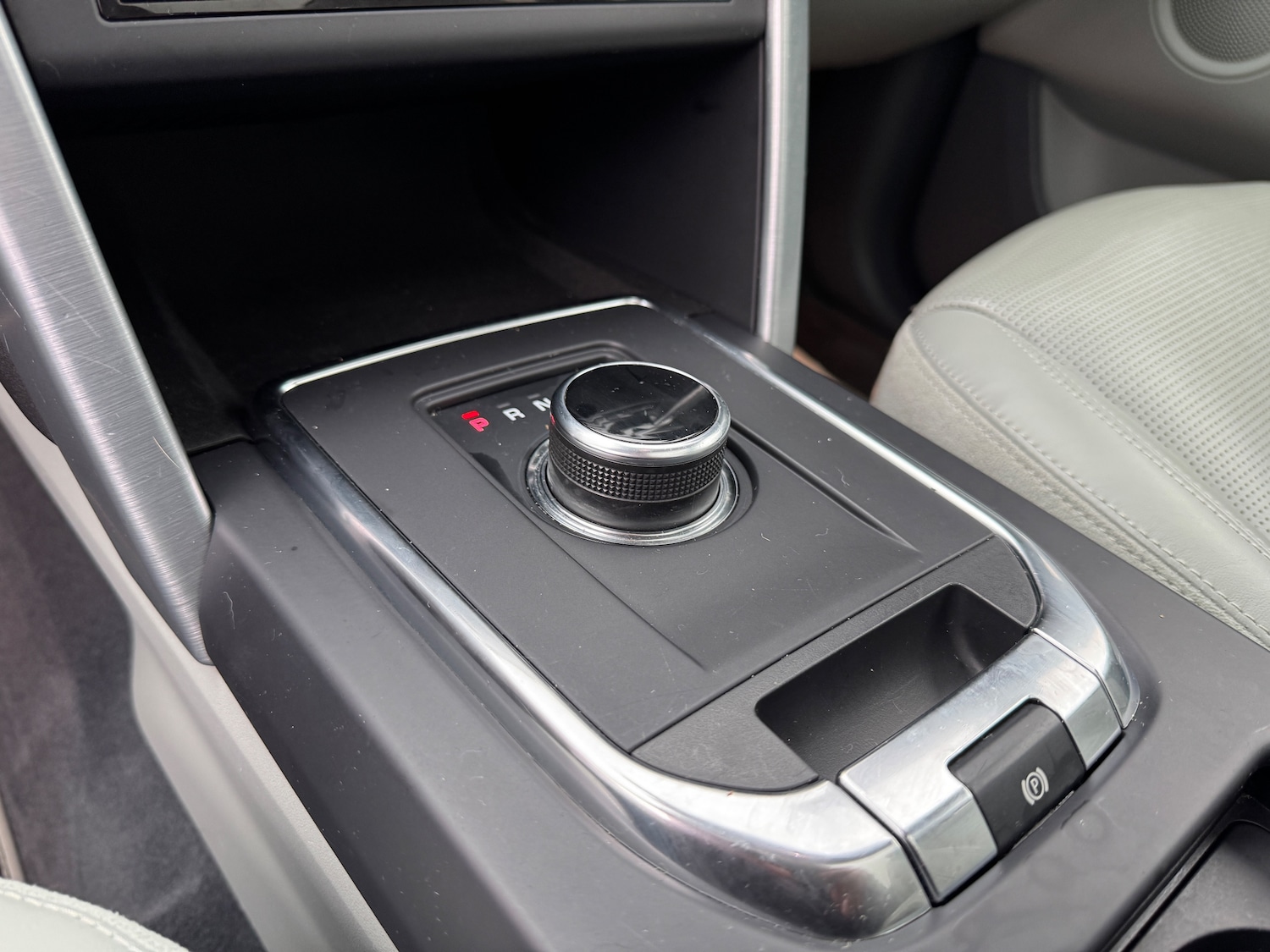 Used Land Rover Discovery Sport 2018 for sale - 76480827: Photo 52