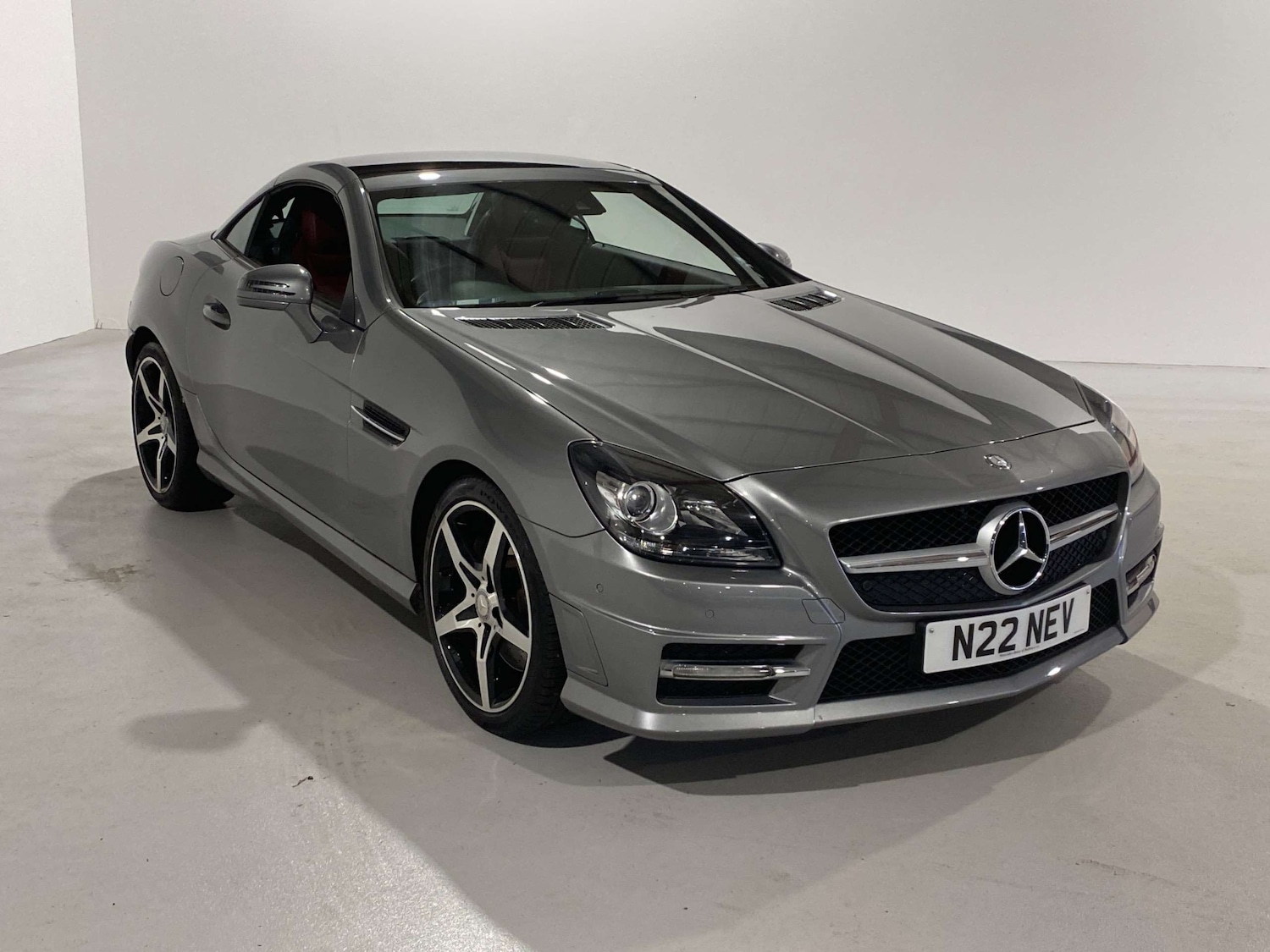 Used Mercedes-Benz SLK 2012 for sale - 76324548: Photo 1