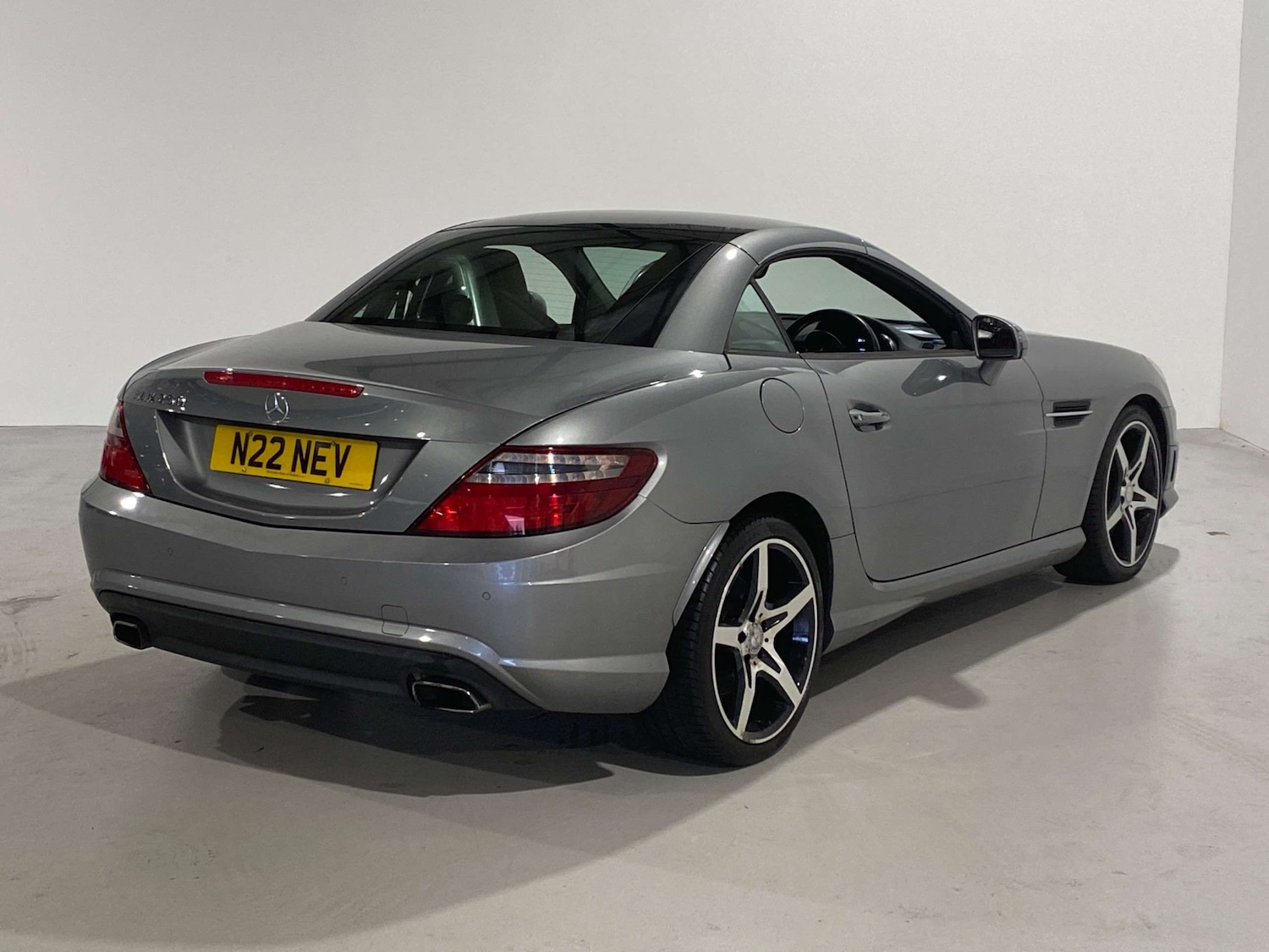 Used Mercedes-Benz SLK 2012 for sale - 76324548: Photo 2
