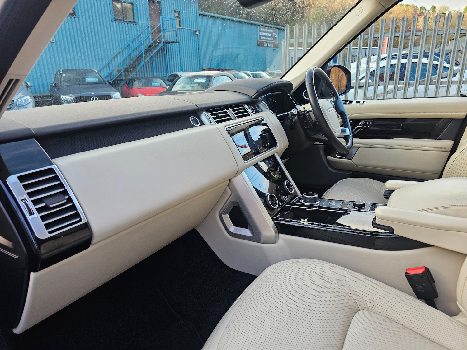 Used Land Rover Range Rover 2018 for sale - 76915182: Photo 4