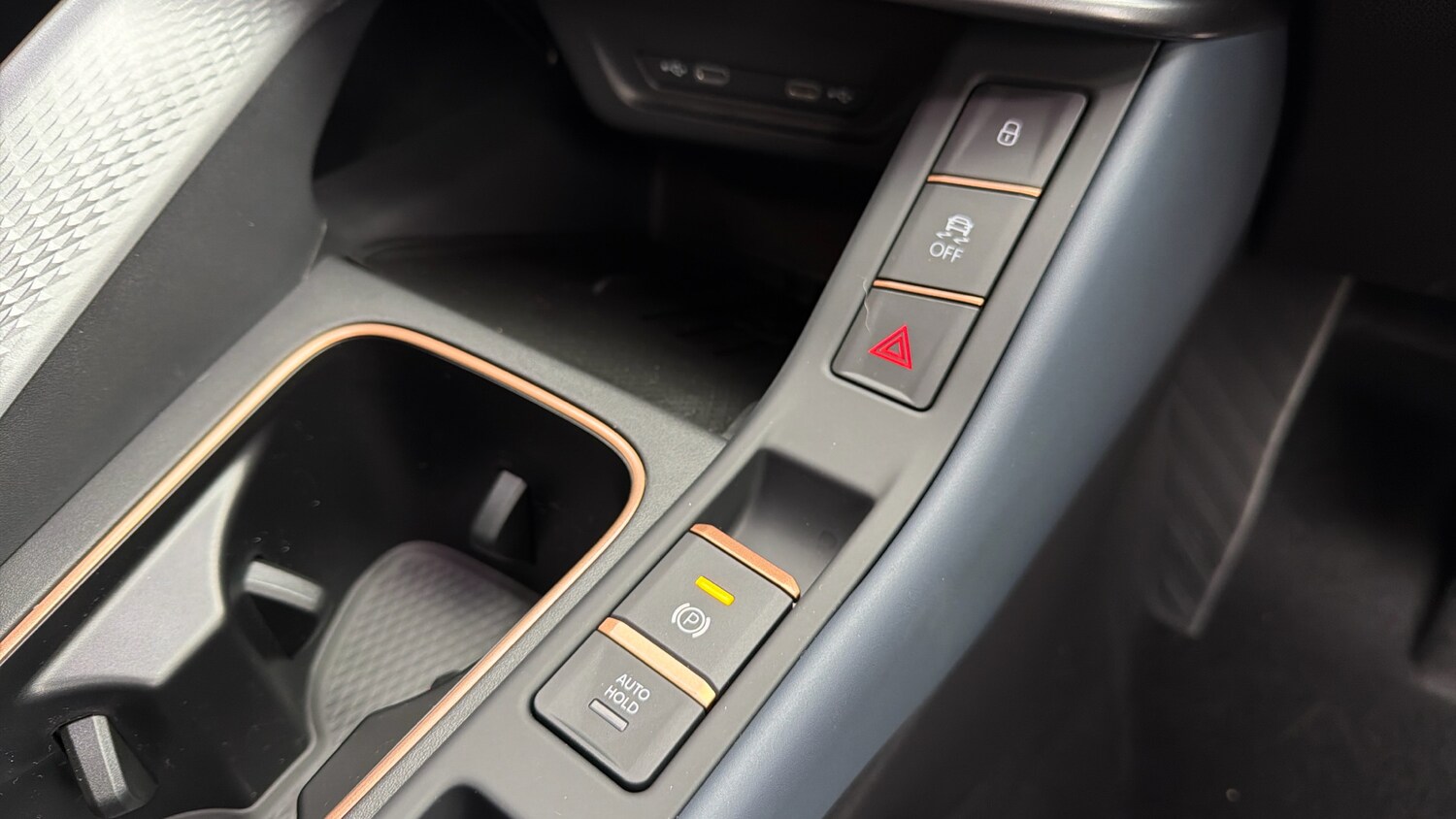 Used Cupra Terramar 2025 for sale - 77678516: Photo 27