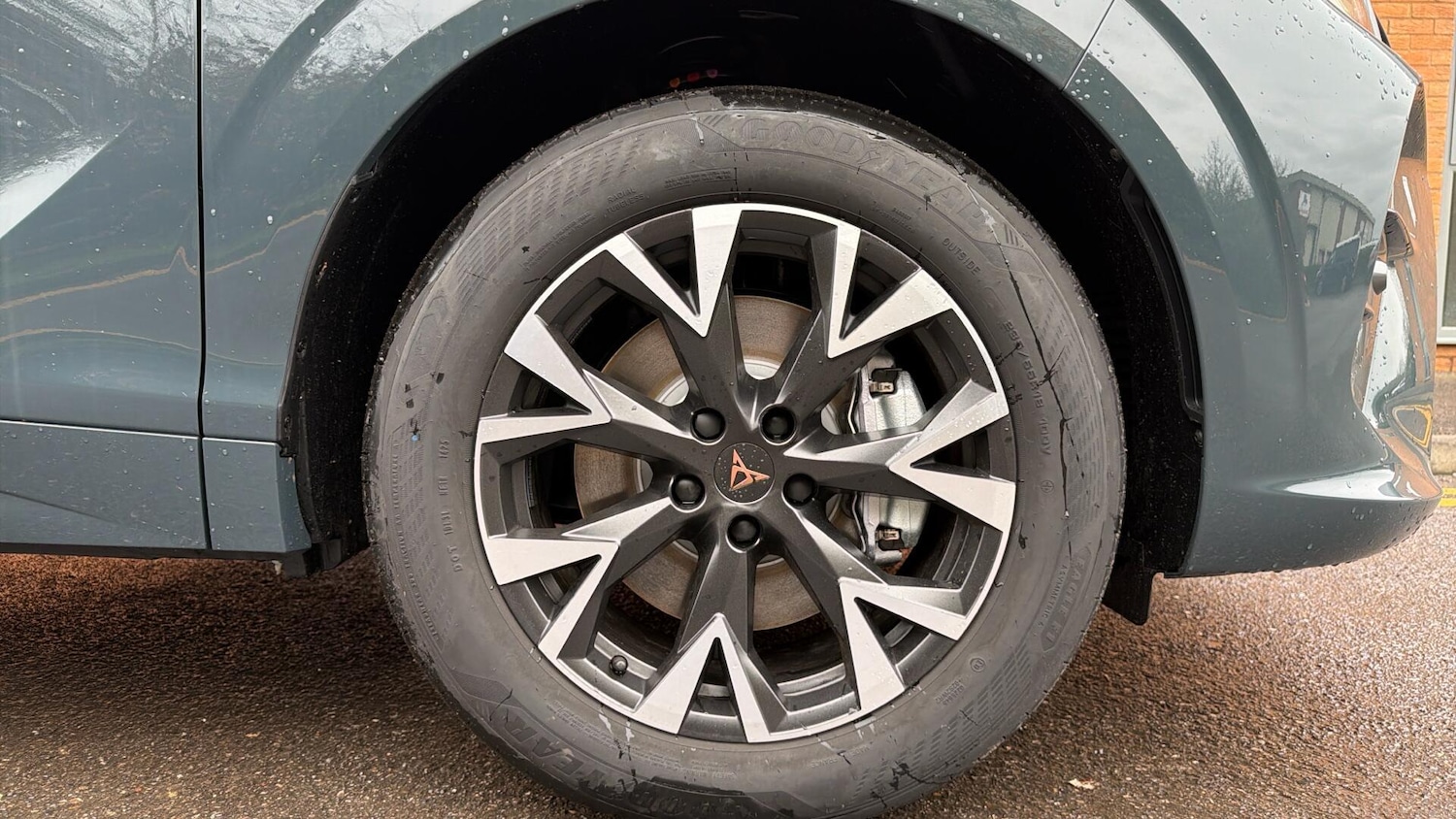 Used Cupra Terramar 2025 for sale - 77678516: Photo 5