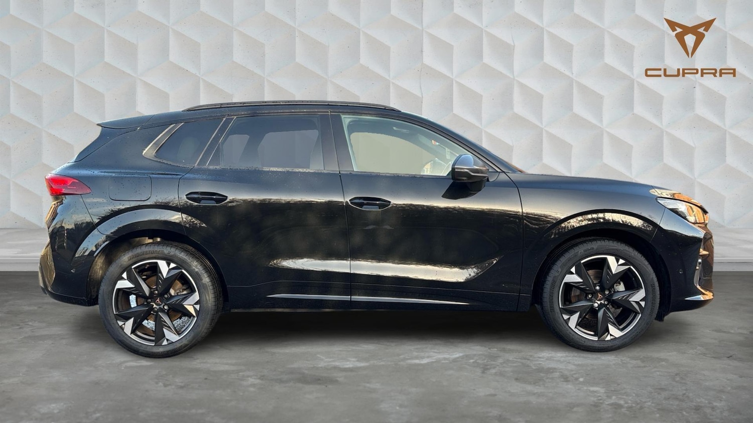 Used Cupra Terramar 2025 for sale - 77678469: Photo 4