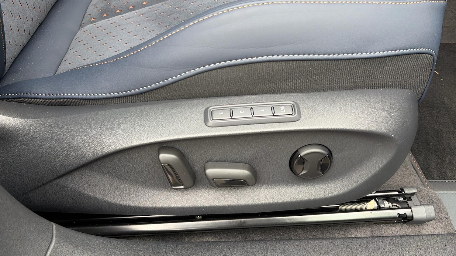 Used Cupra Tavascan 2026 for sale - 77778603: Photo 23