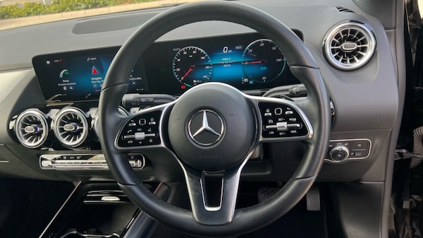 Used Mercedes-Benz EQA 2021 for sale - 76234030: Photo 12