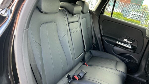 Used Mercedes-Benz EQA 2021 for sale - 76234030: Photo 15