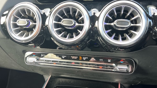 Used Mercedes-Benz EQA 2021 for sale - 76234030: Photo 41