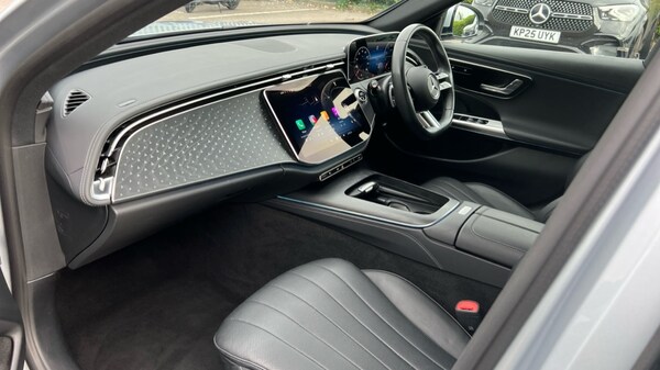 Used Mercedes-Benz E Class 2025 for sale - 76261655: Photo 11