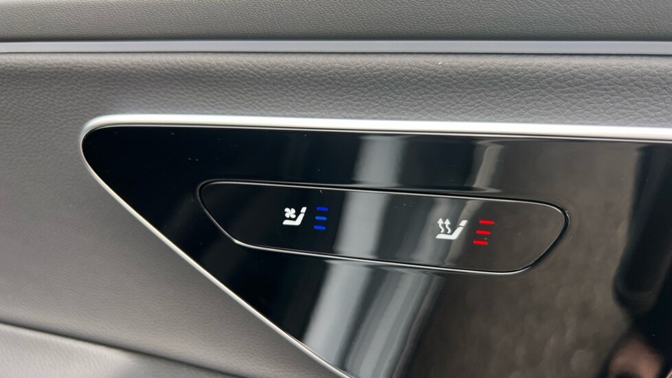 Used Mercedes-Benz E Class 2025 for sale - 76261655: Photo 33