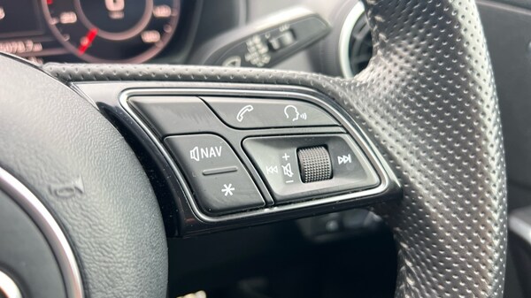 Used Audi Q2 2017 for sale - 76265533: Photo 31