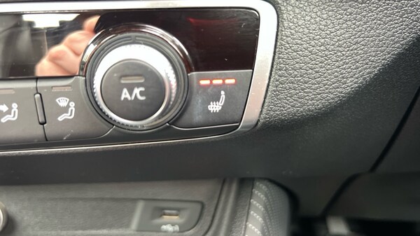 Used Audi Q2 2017 for sale - 76265533: Photo 32