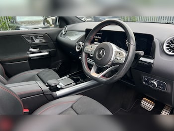 Used Mercedes-Benz GLA 2021 for sale - 76361843: Photo