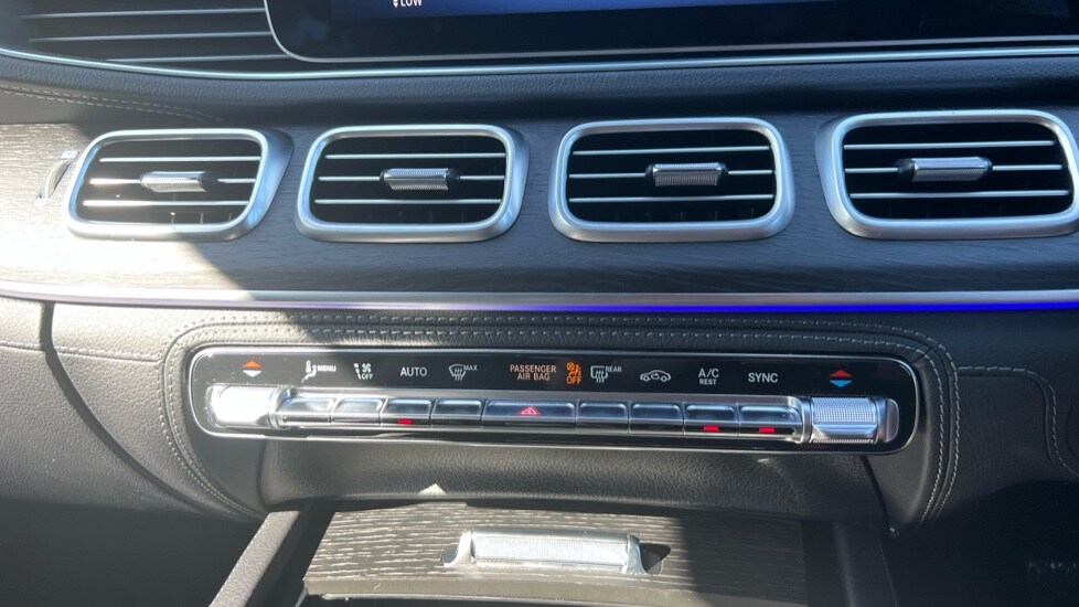 Used Mercedes-Benz GLE 2024 for sale - 76602876: Photo 41