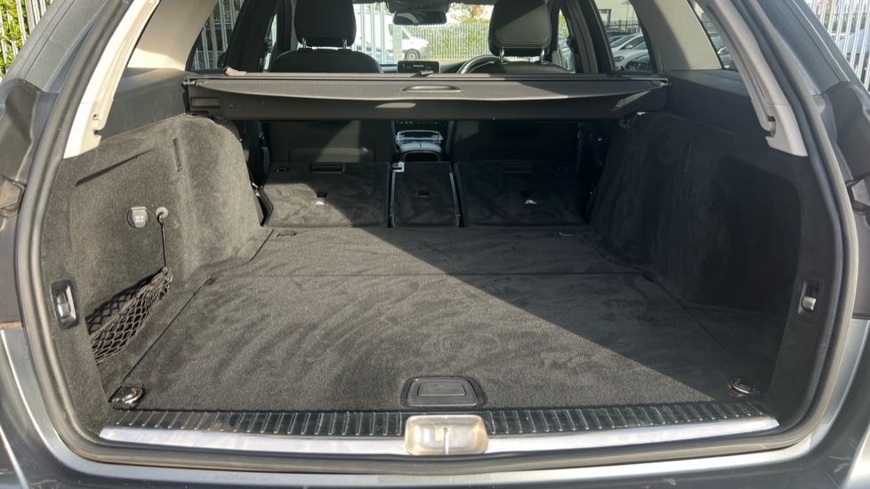 Used Mercedes-Benz C Class 2017 for sale - 76539987: Photo 18