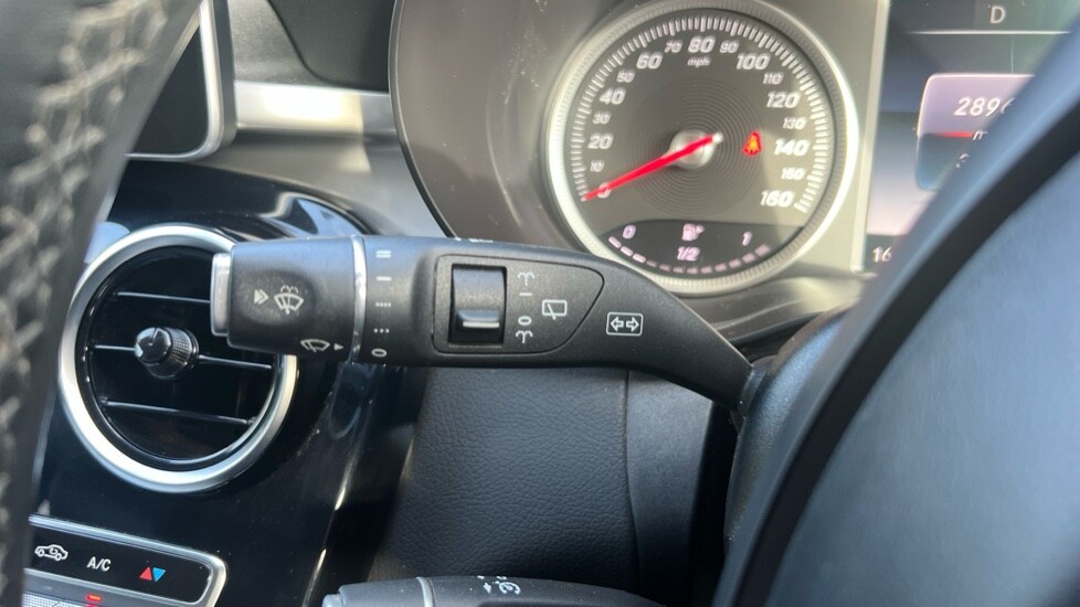 Used Mercedes-Benz C Class 2017 for sale - 76539987: Photo 32