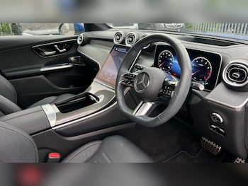 Used Mercedes-Benz GLC 2023 for sale - 76664484: Photo