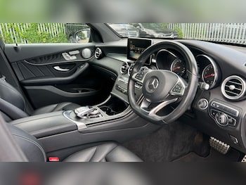 Used Mercedes-Benz GLC 2018 for sale - 75484330: Photo