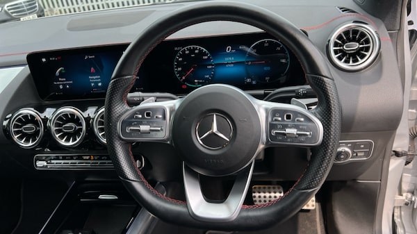 Used Mercedes-Benz EQA 2021 for sale - 76265619: Photo 12
