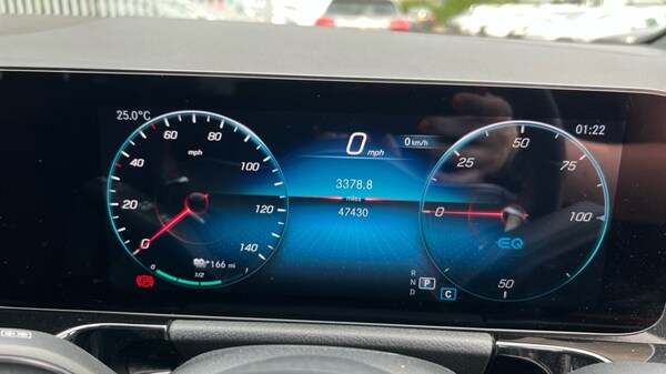 Used Mercedes-Benz EQA 2021 for sale - 76265619: Photo 16