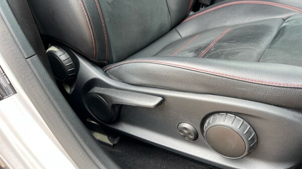 Used Mercedes-Benz EQA 2021 for sale - 76265619: Photo 32