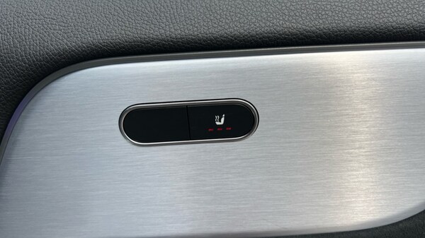 Used Mercedes-Benz EQA 2021 for sale - 76265619: Photo 33