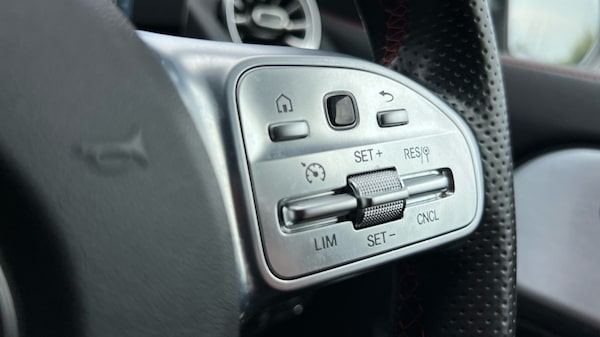 Used Mercedes-Benz EQA 2021 for sale - 76265619: Photo 38