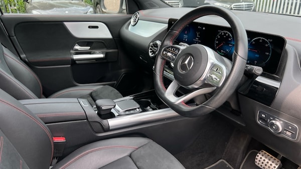 Used Mercedes-Benz EQA 2021 for sale - 76265619: Photo 3