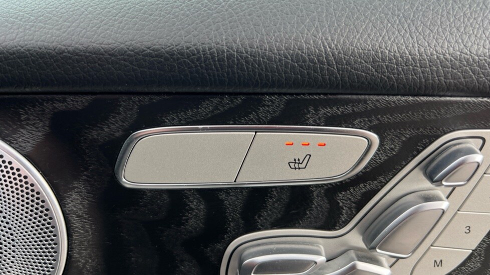 Used Mercedes-Benz GLC 2020 for sale - 75952411: Photo 34