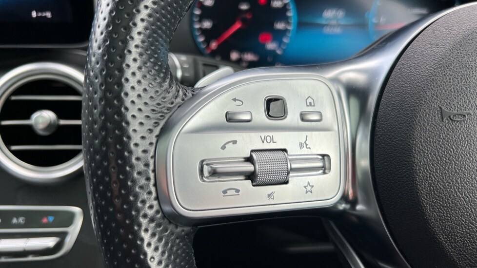 Used Mercedes-Benz GLC 2020 for sale - 75952411: Photo 37