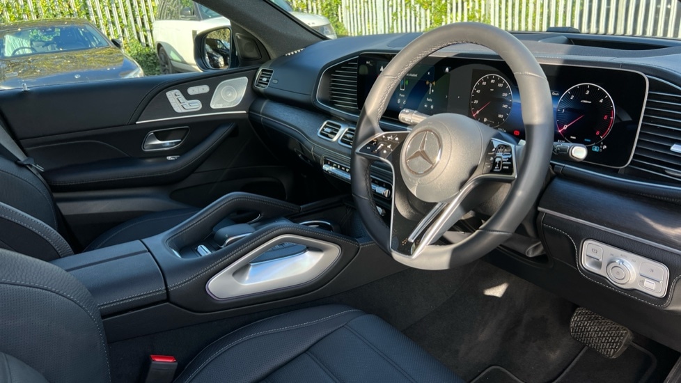 Used Mercedes-Benz GLE 2025 for sale - 76664485: Photo 3