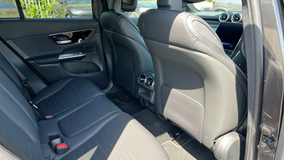 Used Mercedes-Benz GLC 2019 for sale - 76494000: Photo 24