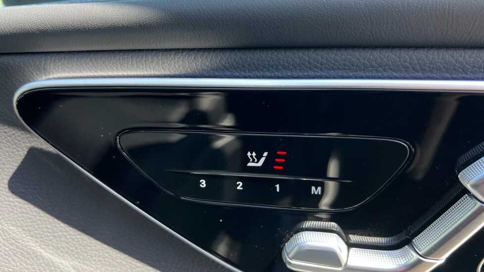 Used Mercedes-Benz GLC 2019 for sale - 76494000: Photo 33