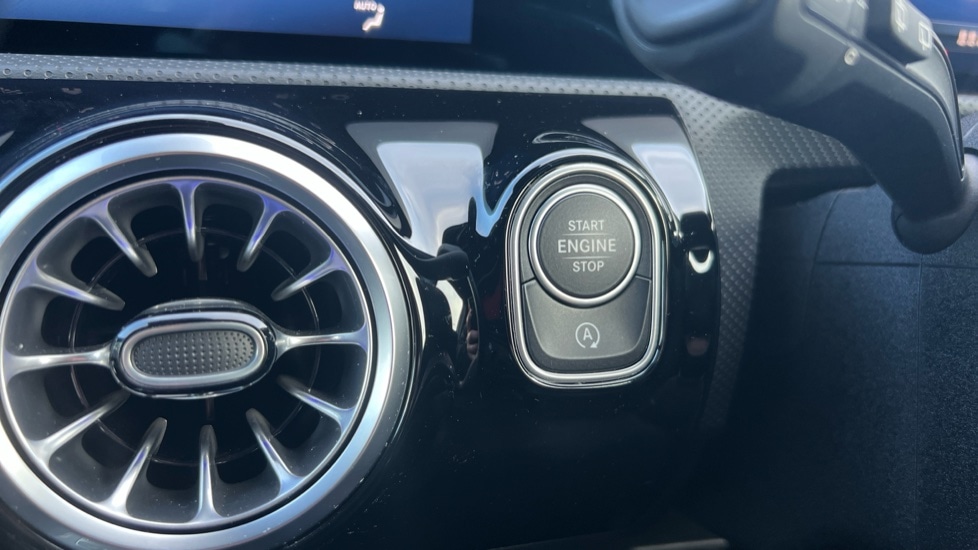 Used Mercedes-Benz A-Class 2024 for sale - 76623502: Photo 39