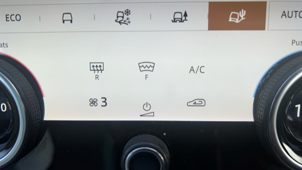 Used Land Rover Range Rover Evoque 2021 for sale - 76552326: Photo 41