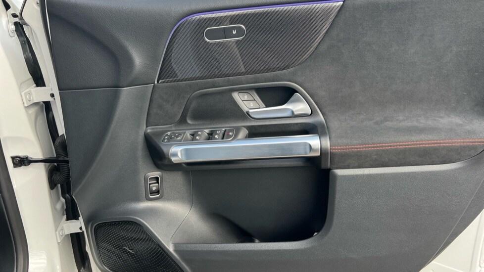 Used Mercedes-Benz GLB 2024 for sale - 75910510: Photo 35