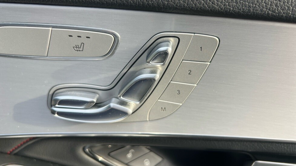 Used Mercedes-Benz GLC 2022 for sale - 76297523: Photo 35
