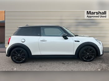 Used MINI Cooper 2023 for sale - 76487342: Photo
