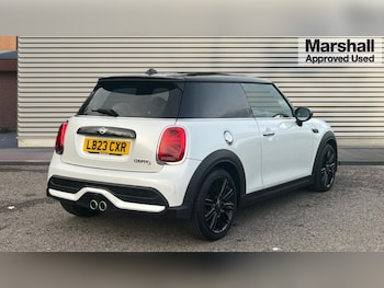 Used MINI Cooper 2023 for sale - 76487342: Photo