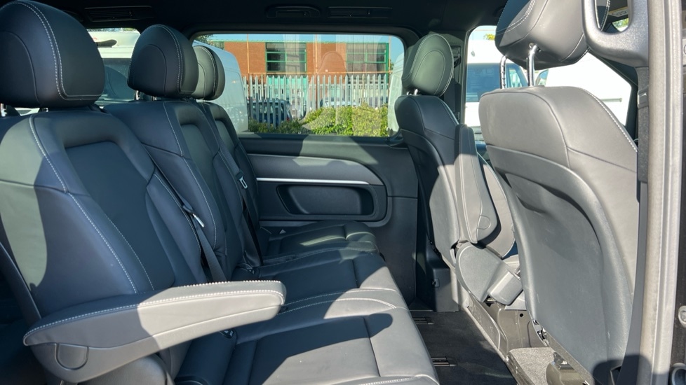 Used Mercedes-Benz V-Class 2024 for sale - 76244453: Photo 15