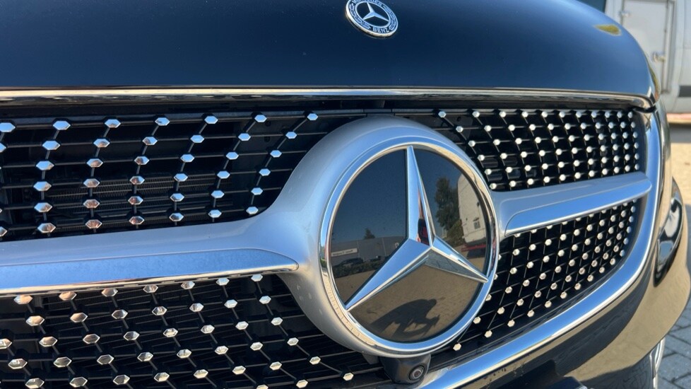 Used Mercedes-Benz V-Class 2024 for sale - 76244453: Photo 28