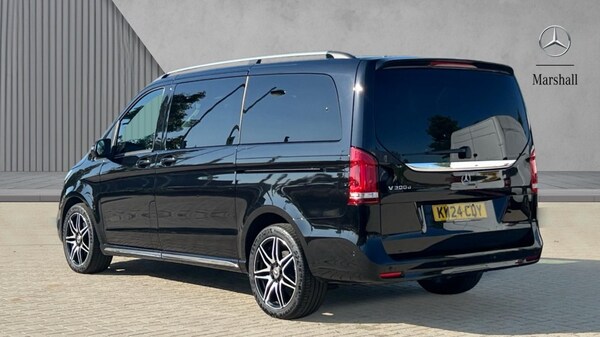 Used Mercedes-Benz V-Class 2024 for sale - 76244453: Photo 2