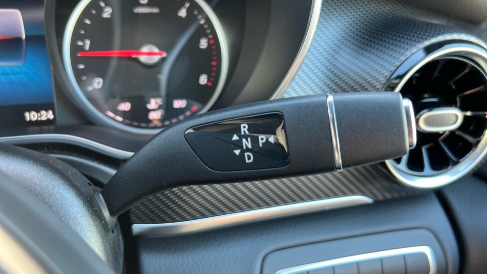 Used Mercedes-Benz V-Class 2024 for sale - 76244453: Photo 39