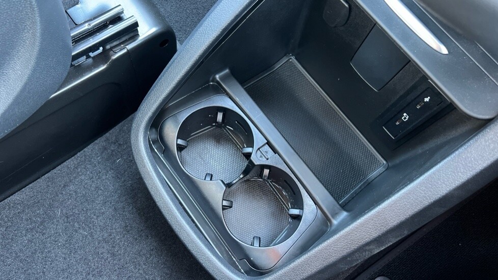 Used Mercedes-Benz V-Class 2024 for sale - 76244453: Photo 44