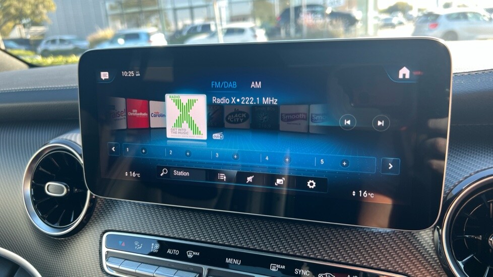 Used Mercedes-Benz V-Class 2024 for sale - 76244453: Photo 46