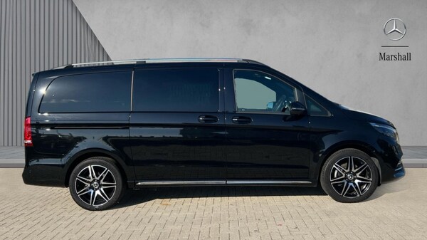 Used Mercedes-Benz V-Class 2024 for sale - 76244453: Photo 4