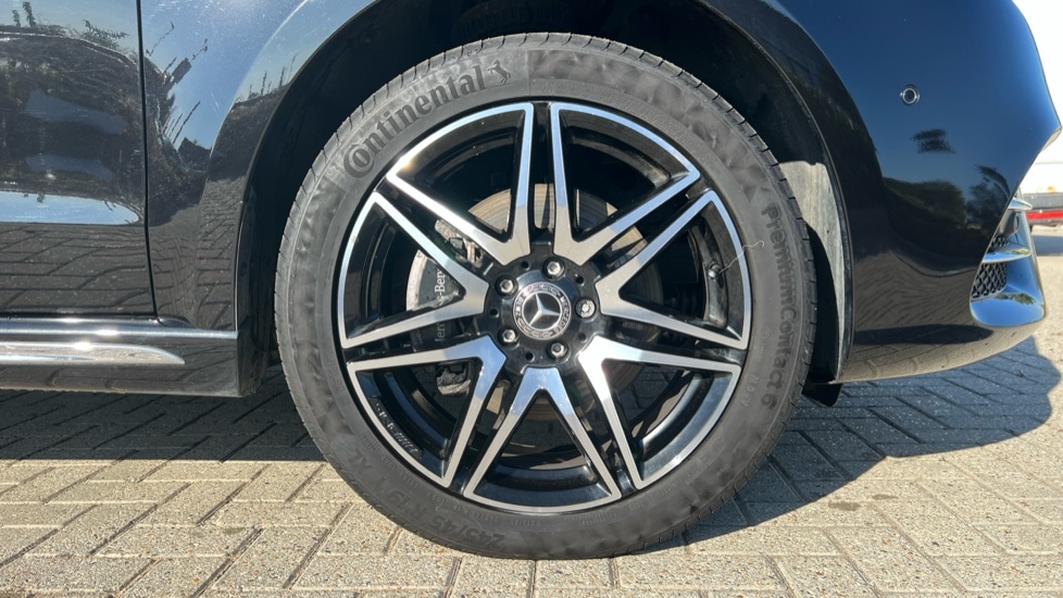 Used Mercedes-Benz V-Class 2024 for sale - 76244453: Photo 5