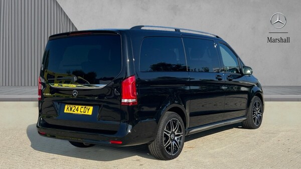 Used Mercedes-Benz V-Class 2024 for sale - 76244453: Photo 9