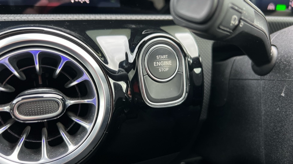 Used Mercedes-Benz A-Class 2022 for sale - 76552566: Photo 39