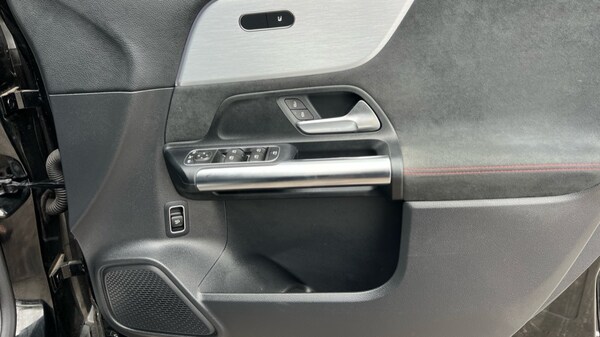 Used Mercedes-Benz EQA 2021 for sale - 76196098: Photo 34