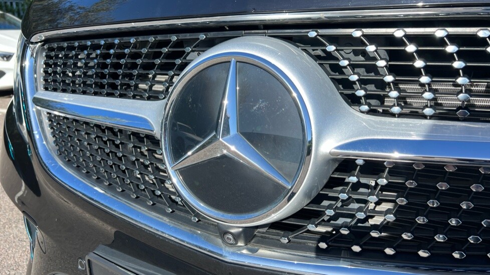 Used Mercedes-Benz V-Class 2024 for sale - 76062150: Photo 28